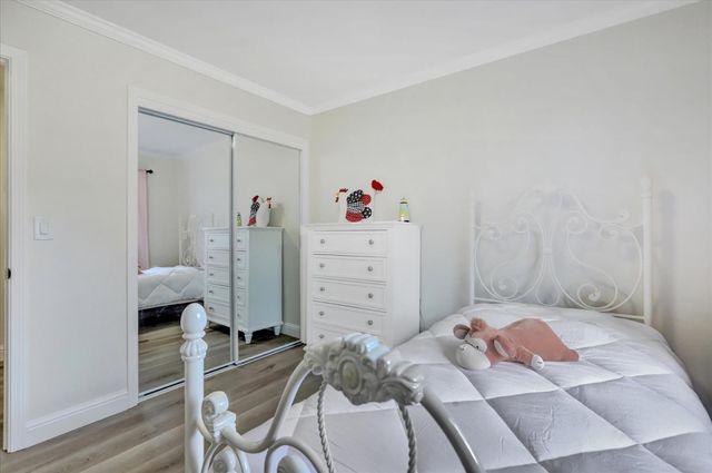 11660 Bluebird Ct, Auburn, CA 95602