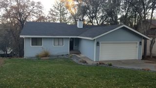 11660 Bluebird Ct, Auburn, CA 95602