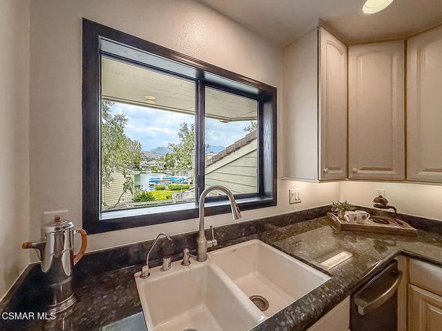 1152 S Westlake Boulevard A, Westlake Village, CA 91361