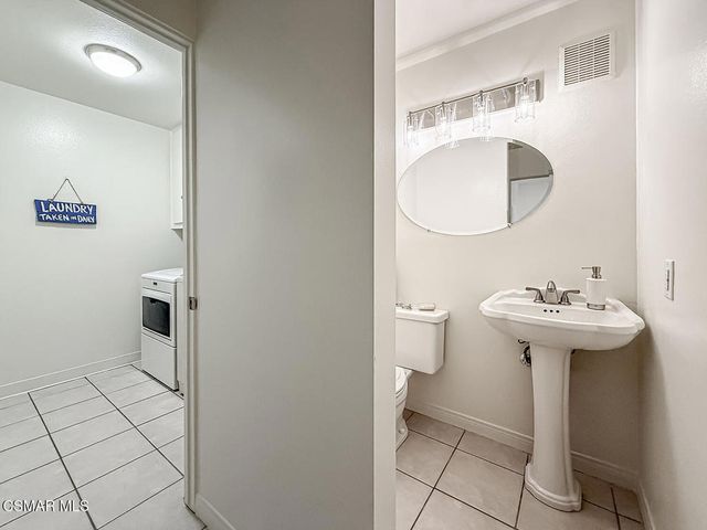 1152 S Westlake Boulevard A, Westlake Village, CA 91361