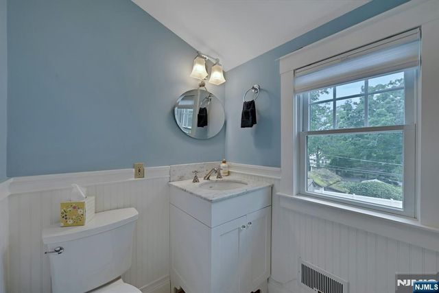 58 Ramapo Road, West Milford, NJ 07421
