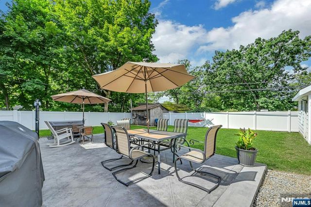 58 Ramapo Road, West Milford, NJ 07421