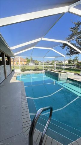 213 SE 21st ST, Cape Coral, FL 33990