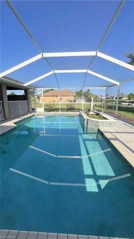 213 SE 21st ST, Cape Coral, FL 33990