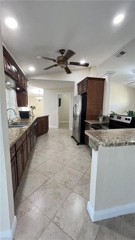 213 SE 21st ST, Cape Coral, FL 33990