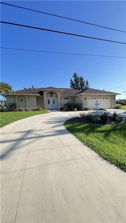 213 SE 21st ST, Cape Coral, FL 33990