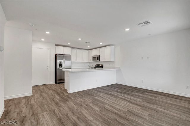 10719 Norfolk View Court, Las Vegas, NV 89166