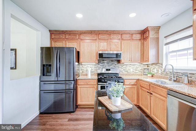 330 NORMAN DR, Newark, DE 19702