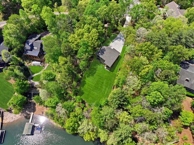 11 Falcon Drive, Blairsville, GA 30512