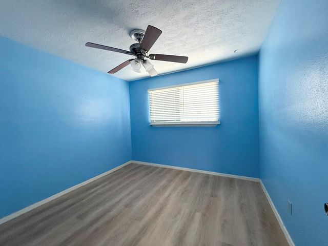 8438 Leawood Blvd 1, Houston, TX 77072