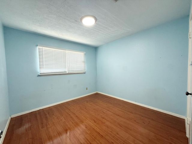 8438 Leawood Blvd 1, Houston, TX 77072