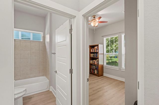 2409 Claret CV 114, Austin, TX 78748