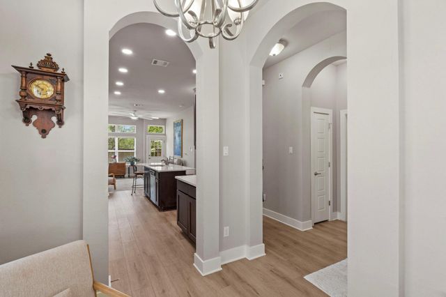 2409 Claret CV 114, Austin, TX 78748