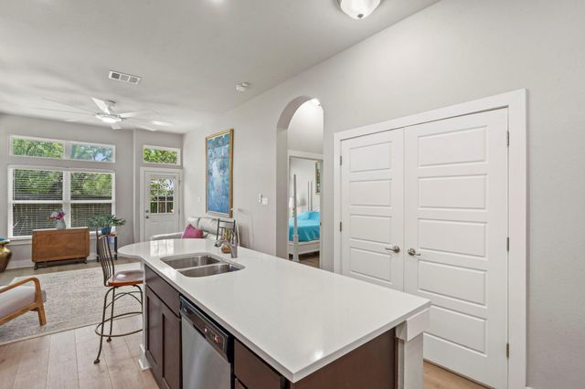 2409 Claret CV 114, Austin, TX 78748