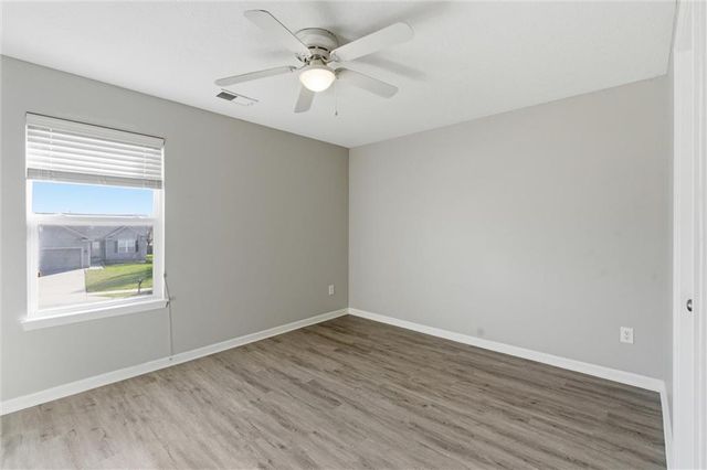 11020 N Jefferson Street, Kansas City, MO 64155