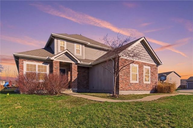 11020 N Jefferson Street, Kansas City, MO 64155