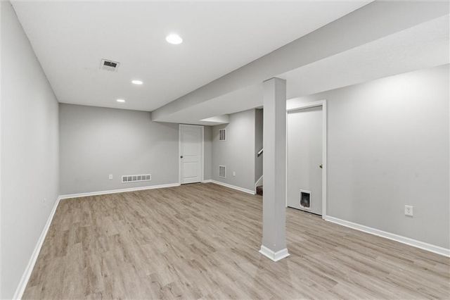 11020 N Jefferson Street, Kansas City, MO 64155