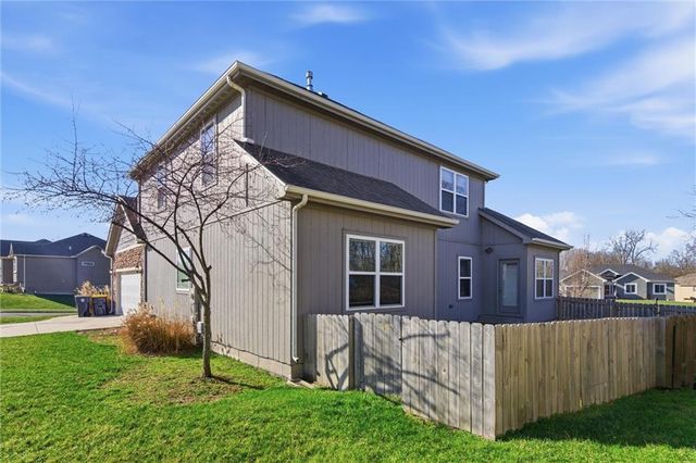 11020 N Jefferson Street, Kansas City, MO 64155