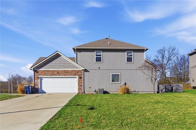 11020 N Jefferson Street, Kansas City, MO 64155