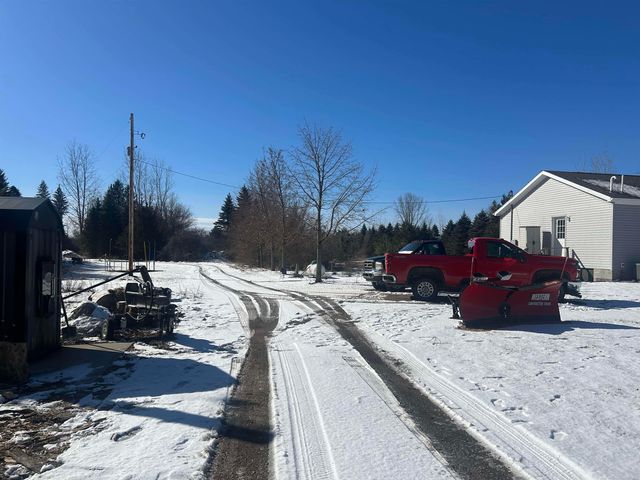 1712 Mt. Forest Road, Pinconning, MI 48650