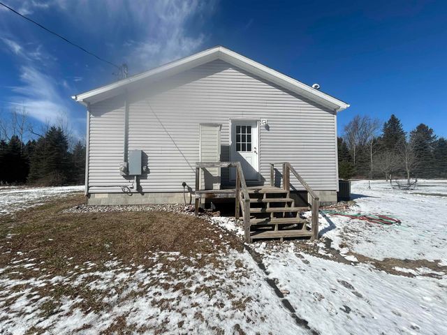 1712 Mt. Forest Road, Pinconning, MI 48650