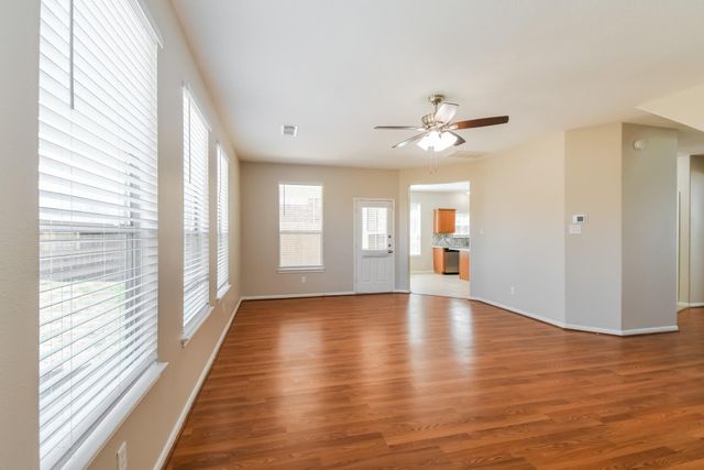 1060 Cabot Cove, Dickinson, TX 77539