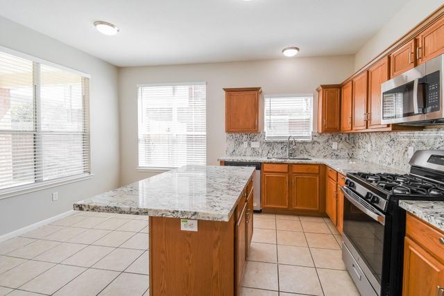 1060 Cabot Cove, Dickinson, TX 77539