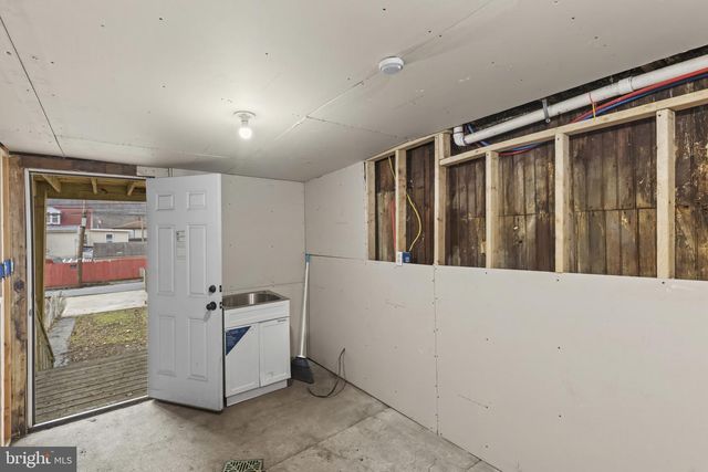 120 W CENTRE ST, Ashland, PA 17921