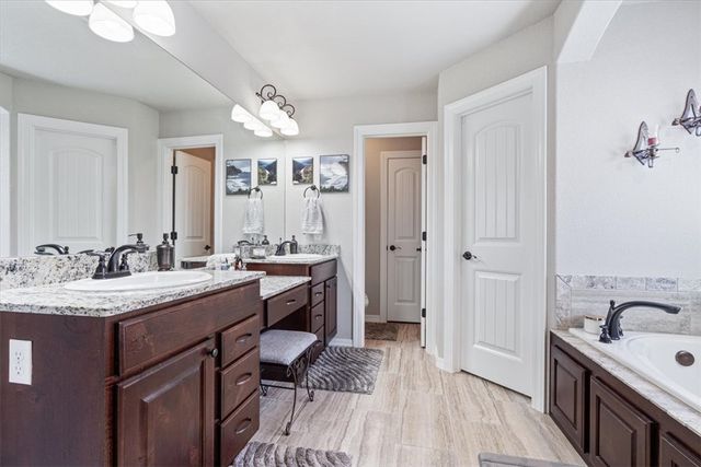 4468 W Blissful Drive, Fayetteville, AR 72704