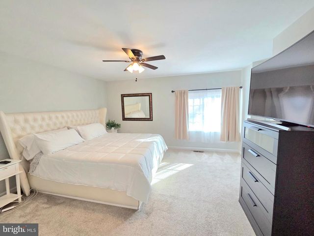 5407 LEEWAY CT, Fairfax, VA 22032