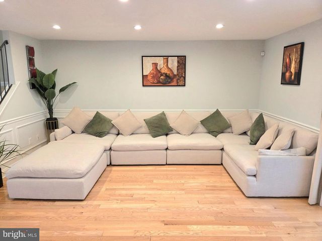 5407 LEEWAY CT, Fairfax, VA 22032