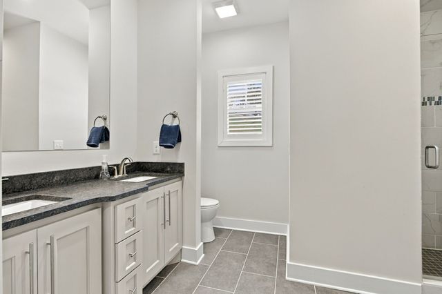 1208 Wiltshire Ct, Columbia, TN 38401