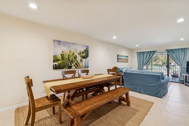 29129 BAY HOLLOW DRIVE 3202, Wesley Chapel, FL 33543