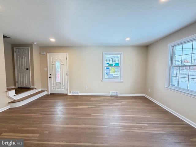 1736 GROSS AVE, Pennsauken, NJ 08110