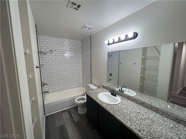 2200 South Fort Apache Road 2229, Las Vegas, NV 89117