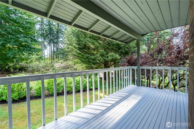 21415 SE 16th Place, Sammamish, WA 98075