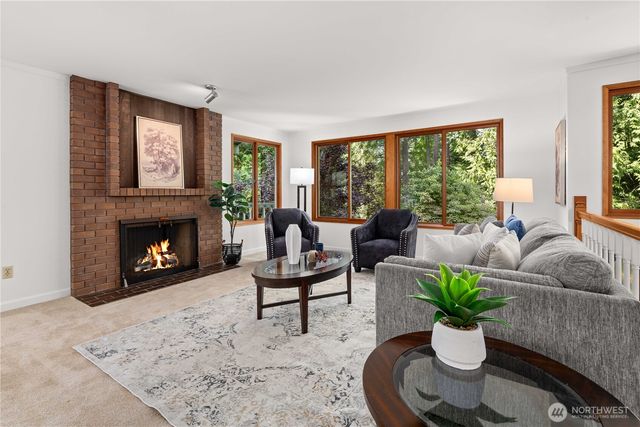21415 SE 16th Place, Sammamish, WA 98075