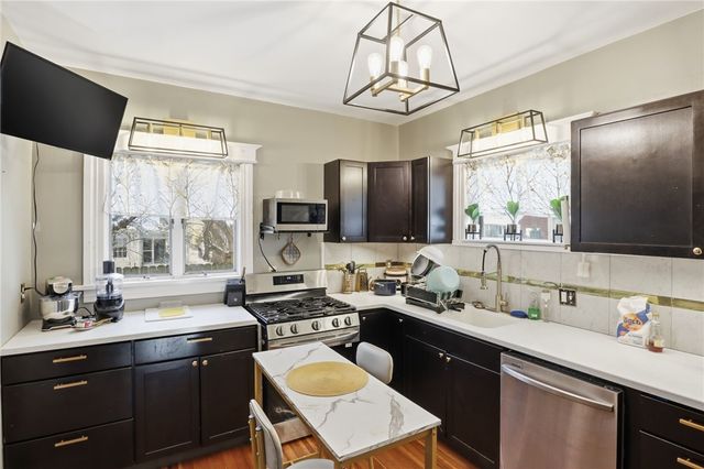 24 Goebel Place, Rochester, NY 14620