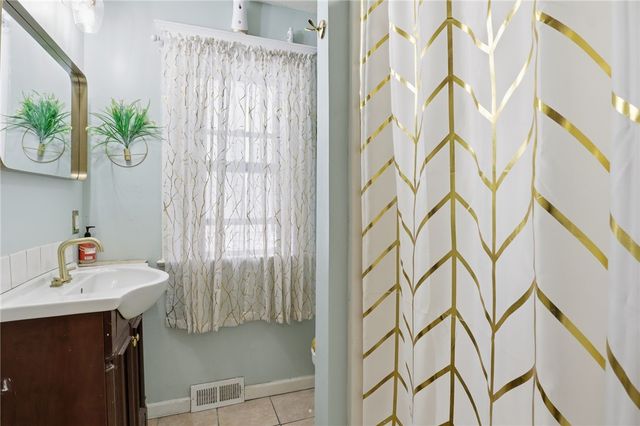 24 Goebel Place, Rochester, NY 14620