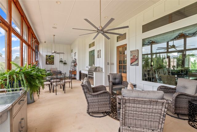 18076 Country Club Drive, Kemp, TX 75143