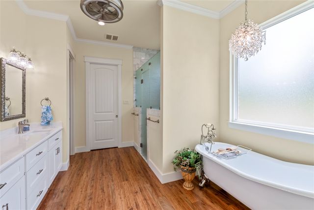 18076 Country Club Drive, Kemp, TX 75143