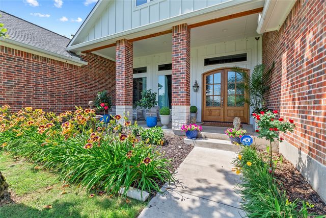 18076 Country Club Drive, Kemp, TX 75143