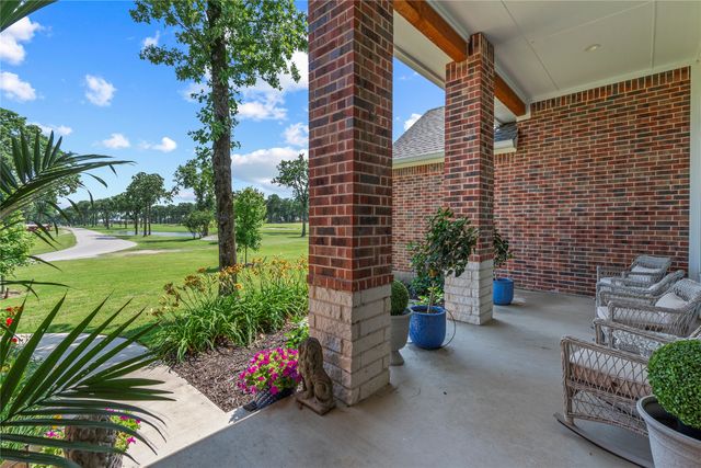 18076 Country Club Drive, Kemp, TX 75143