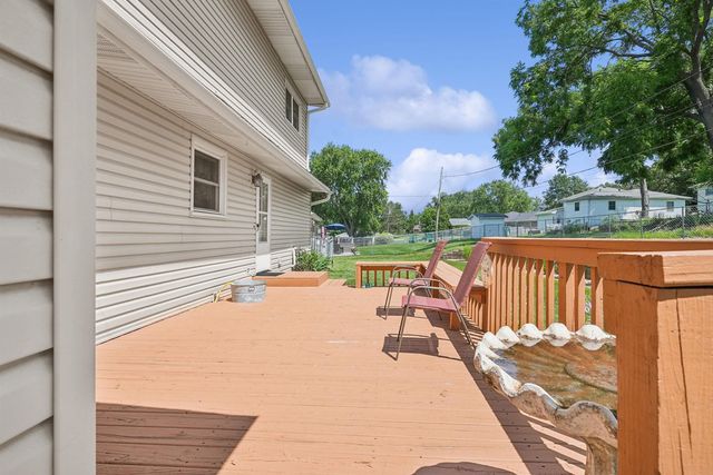 1535 Maxine Avenue, Waterloo, IA 50701