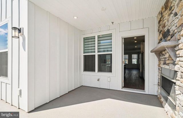 19814 LAVENDER DUST SQ, Ashburn, VA 20147