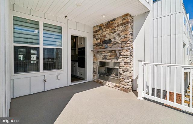 19814 LAVENDER DUST SQ, Ashburn, VA 20147