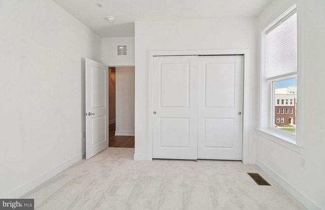 19814 LAVENDER DUST SQ, Ashburn, VA 20147