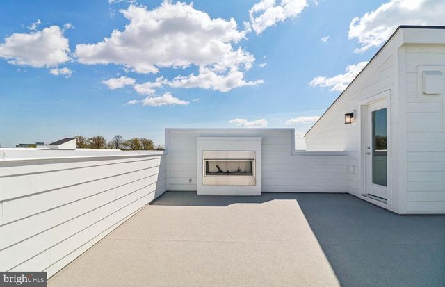 19814 LAVENDER DUST SQ, Ashburn, VA 20147