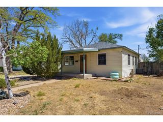 2530 10th Avenue Ct, Greeley, CO 80631