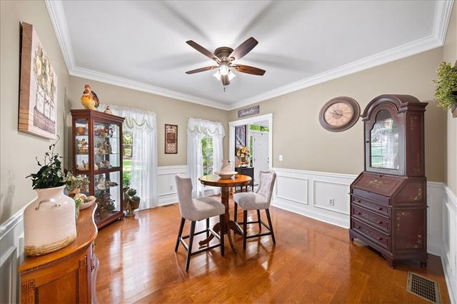 5074 Peach Mountain Circle, Gainesville, GA 30507